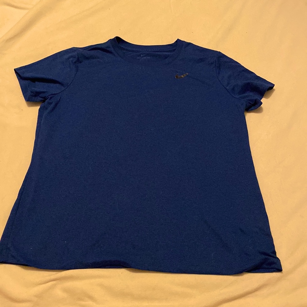 Dark blue kids nike t